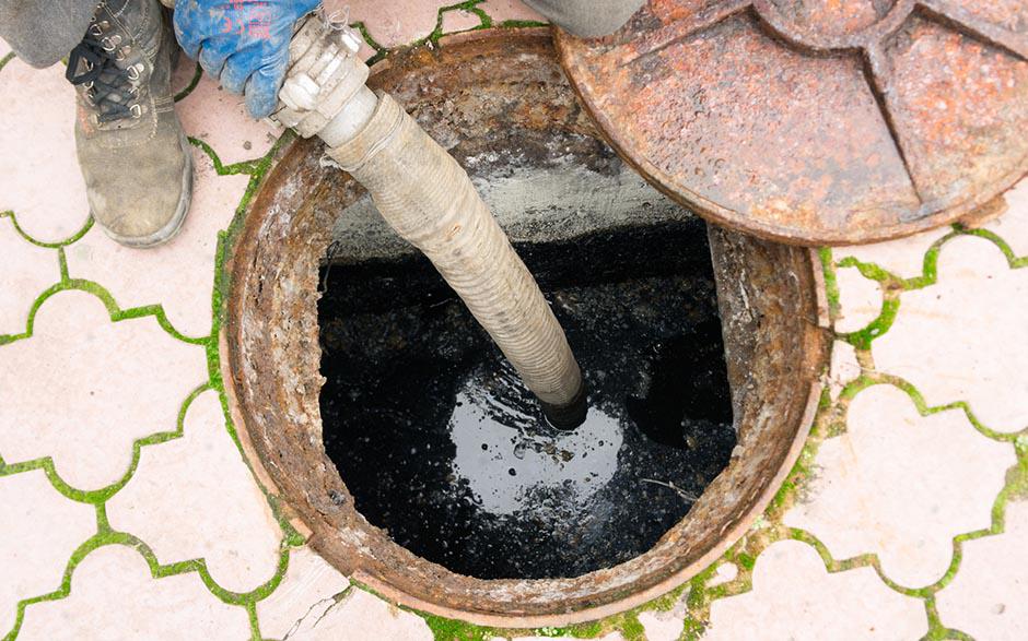 entretien canalisation wc La Celle-Saint-Cloud